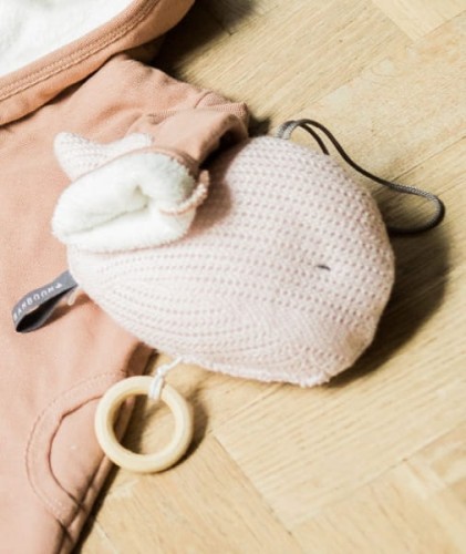 Bamboom  -  Miękka Zabawka z Pozytywką Różowy Wieloryb 13 cm