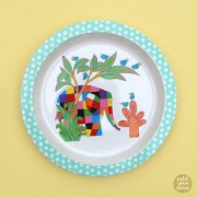Petit Jour Paris® - Elmer, Talerz z Melaminy fi 21 cm Dla Dzieci | Petit Jour Paris®
