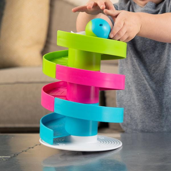 Fat Brain Toys      -      Kołyszący Się Tor Dla Kulek Wobble Run