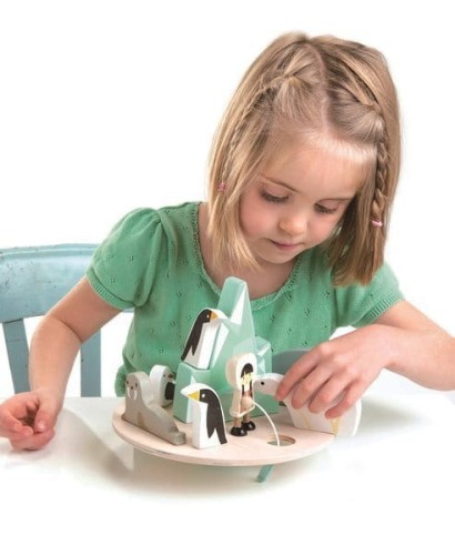 Tender Leaf Toys - Drewniana Gra Zręcznościowa  -  Balansujący Biegun Polarny