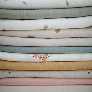 Mushie  -  Otulacz Kocyk Letni 100% Organic Cotton Fog