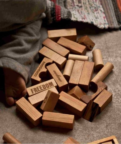 Wooden Story - Drewniane Klocki Peace &amp; Love w Skrzynce xl – 72 Elementów