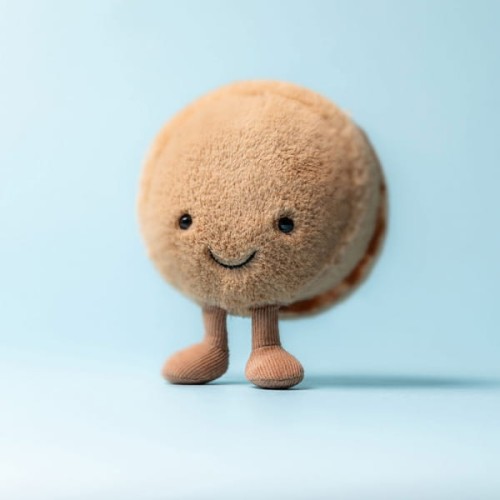 Jellycat   -   Przytulanka Wesoły Makaronik Czekoladowy Mona 12 cm