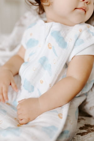 Aden+anais  -  Śpiworek Muślinowy Harry Potter™  -  Snitch dot 0 - 6m