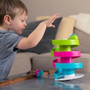 Fat Brain Toys      -      Kołyszący Się Tor Dla Kulek Wobble Run