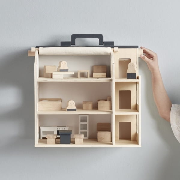 Kids Concept  -  Aiden Drewniany Domek z Akcesoriami Dla Lalek