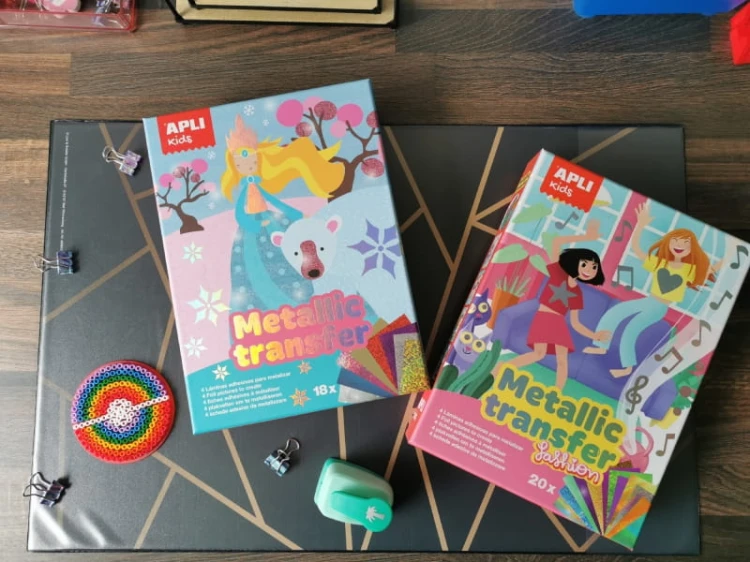 Apli Kids - Zestaw Artystyczny Kalkomanii z Folią Apli Kids  -  Moda